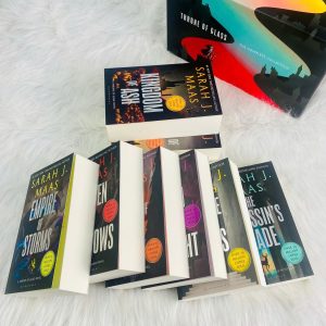 THRONE OF GLASS COLLECTION